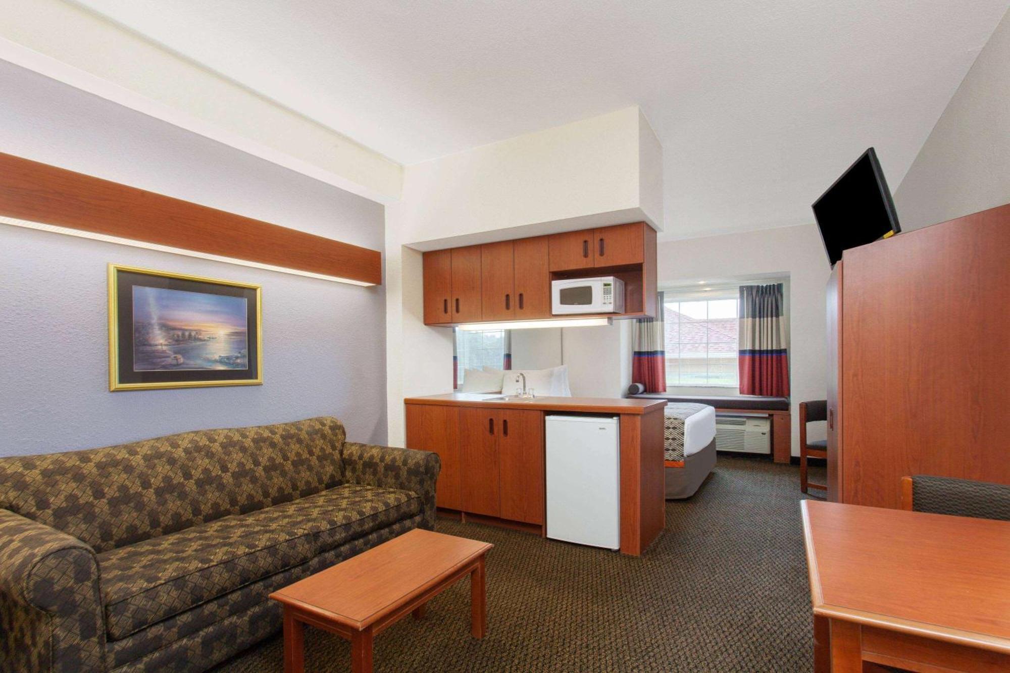 Microtel Inn And Suites By Wyndham - Lady Lake/ The Villages Exteriör bild